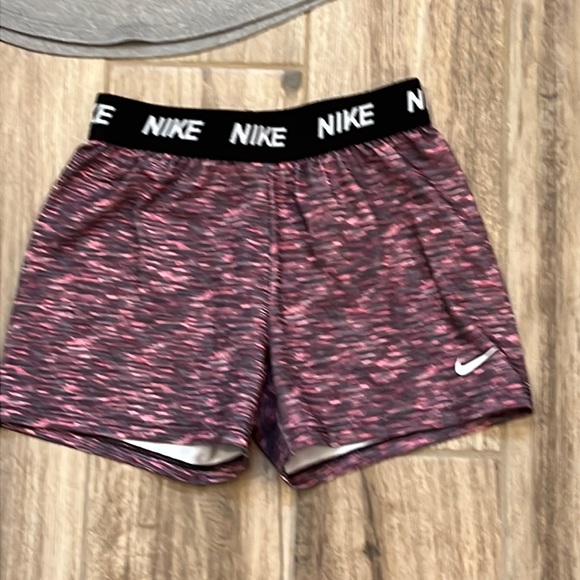 Nike Dri-Fit Heart Active Shorts Set Size 6X - Picture 3 of 7